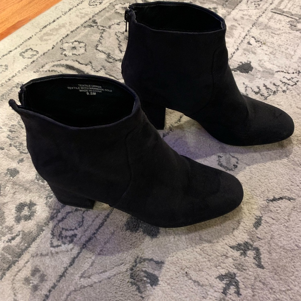 Black Suede Block Heel Boot/Bootie - image 6